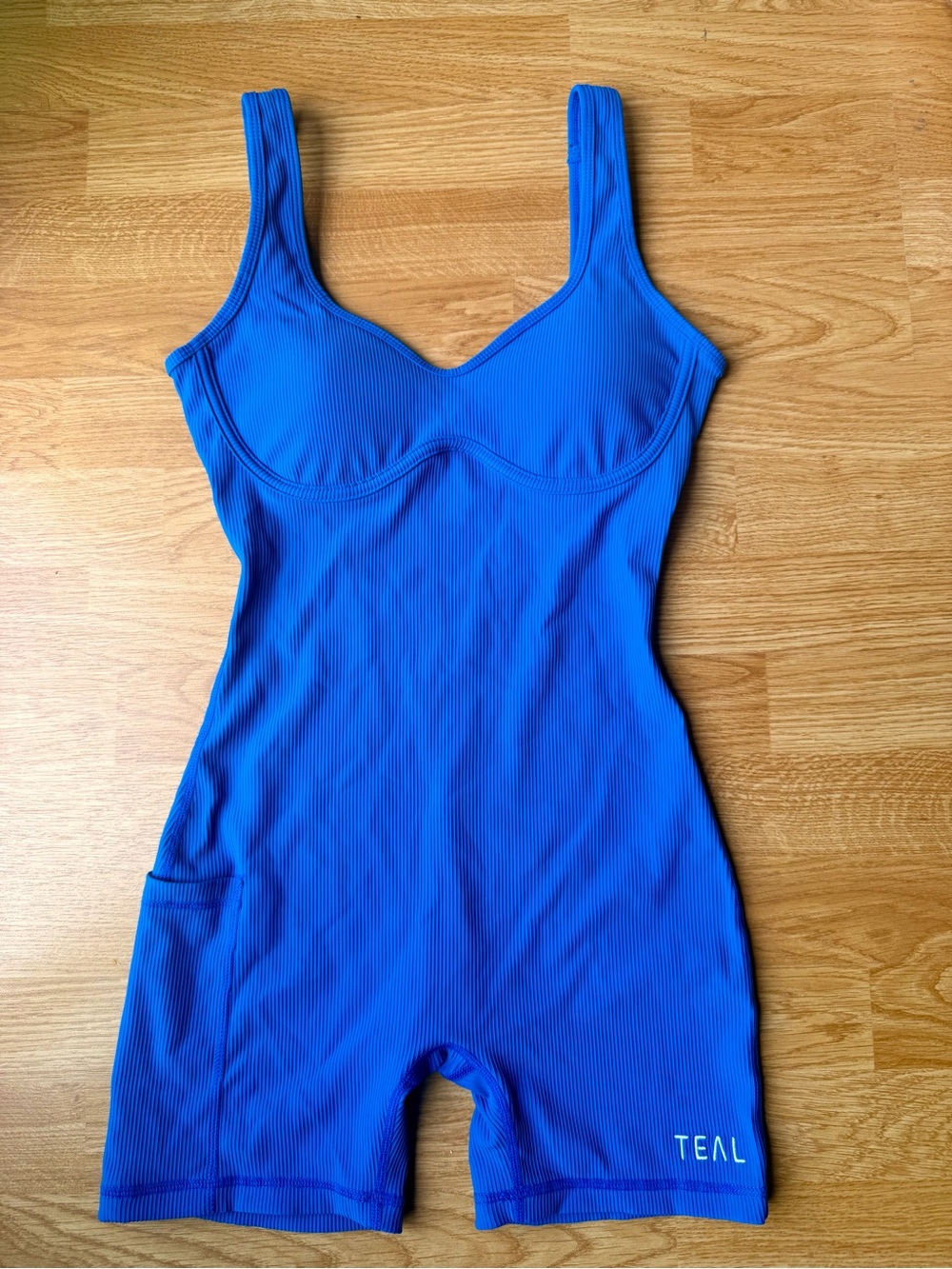 ✨ACTIVEBYTEAL✨Aura Ribbed Cutout Romper jumpsuit S
Active By Teal - Picture 2 of 8